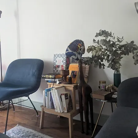 Cosy Flat In Paris Appartamento *